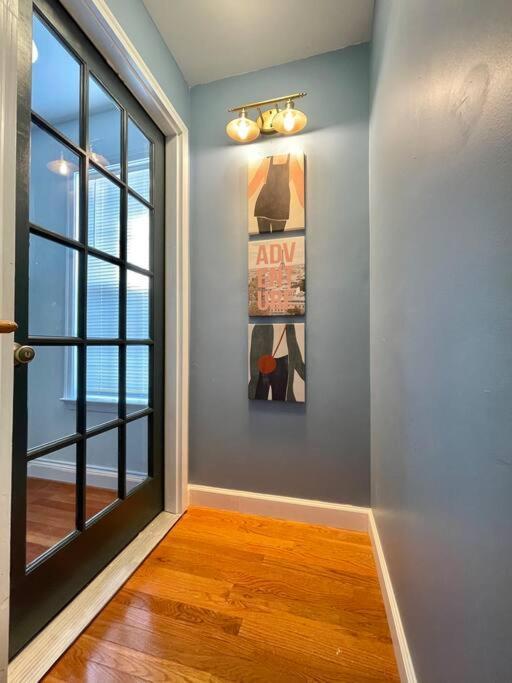 Brand New, Cozy, Modern, One-Bedroom Apartment Falls Church Exterior photo